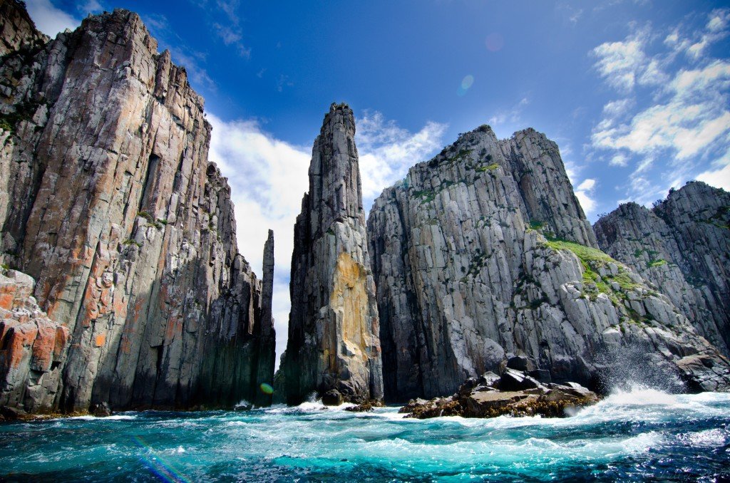 Boating Holidays Australia - Tasmania’s Wilderness
